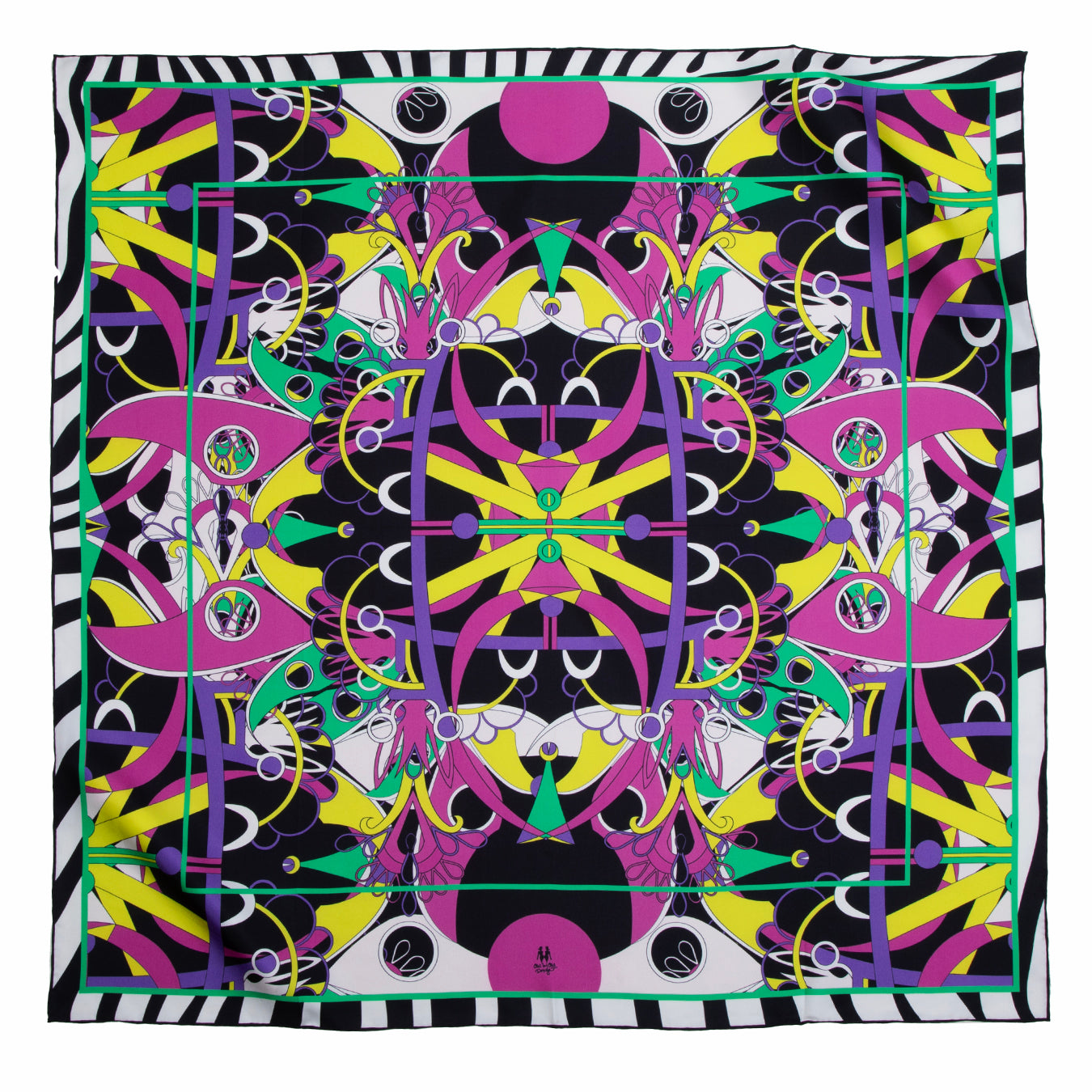 Scarf with a bold design