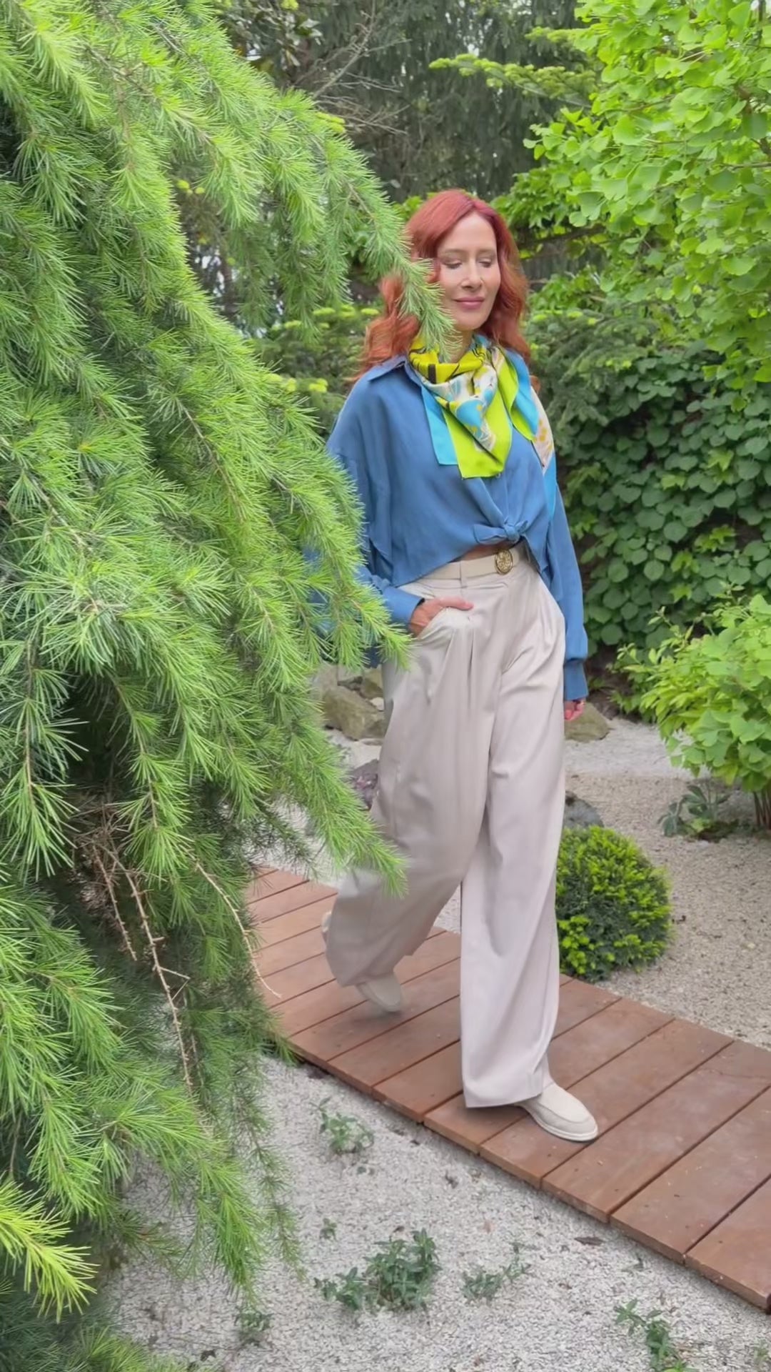 OneByOne product video: Tartan Spring (tartan-spring-1080p.mov)